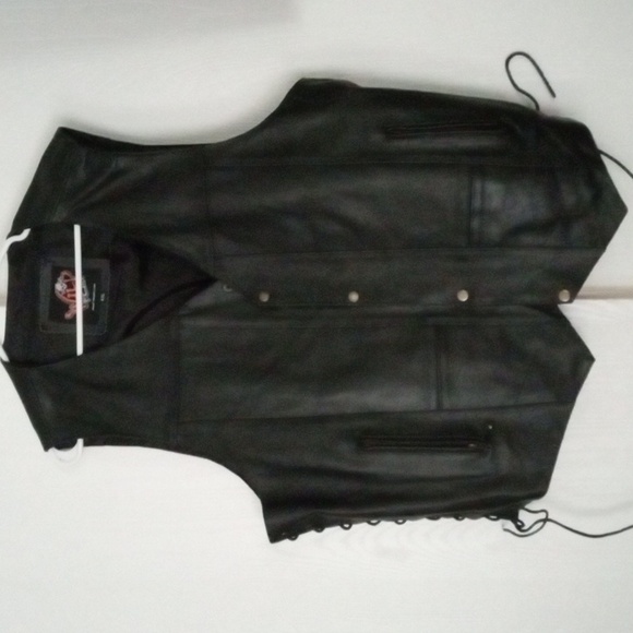 🛍️Men's Genuine Leather Vest - Picture 1 of 4